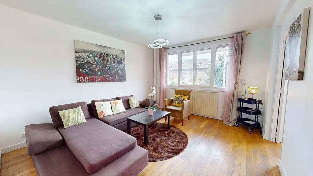 Photo du 73 Rue Vaillant-Couturier, 42000 Saint-Étienne, France Saint-Étienne