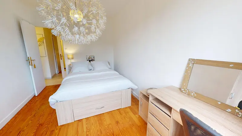 Photo du 73 Rue Vaillant-Couturier, 42000 Saint-Étienne, France Saint-Étienne