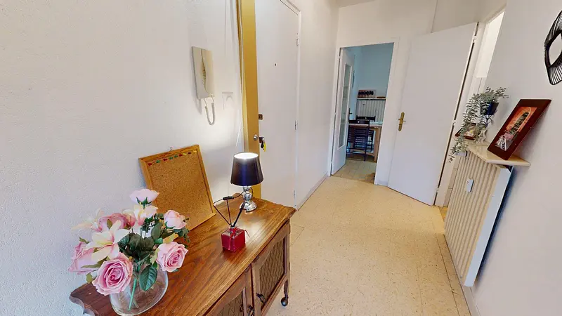 Photo du 73 Rue Vaillant-Couturier, 42000 Saint-Étienne, France Saint-Étienne