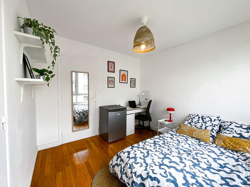 Photo du 25 Rue Challemel-Lacour, 69007 Lyon, France Lyon