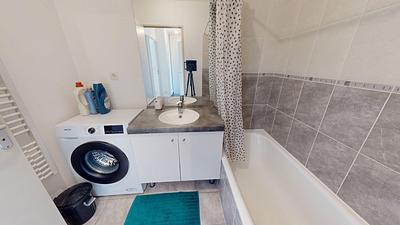 Photo du 78 Rue Du Professeur Roux, 69200 Vénissieux, France Vénissieux