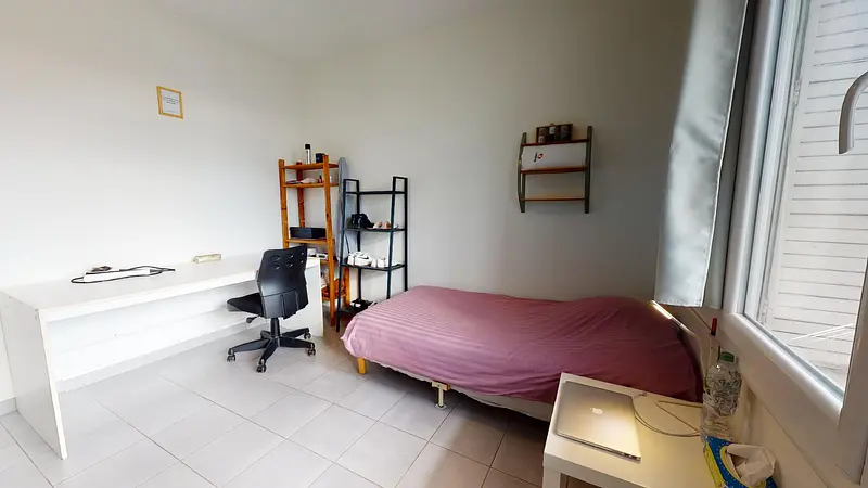 Photo du 99 avenue Jean Mermoz, Allée Azalée, 69008 Lyon, France Lyon