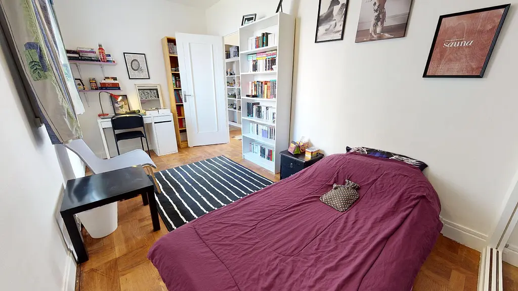 Photo du 99 avenue Jean Mermoz, Allée Azalée, 69008 Lyon, France Lyon