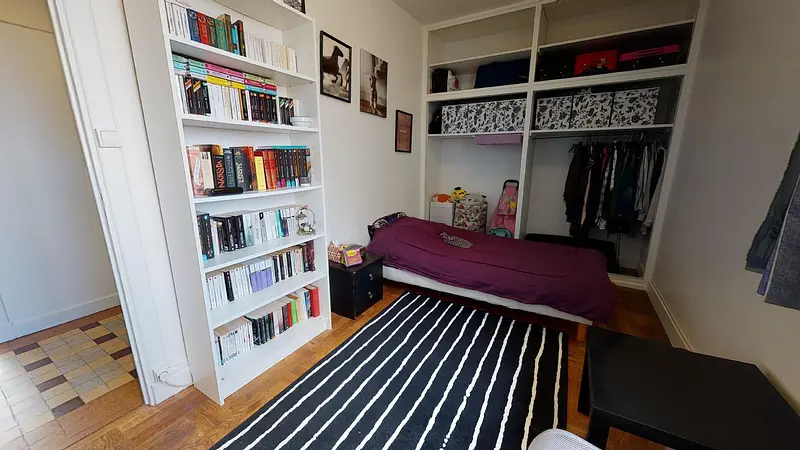 Photo du 99 avenue Jean Mermoz, Allée Azalée, 69008 Lyon, France Lyon