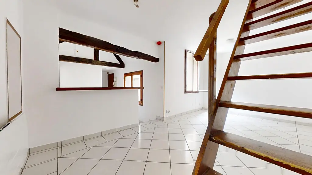 Photo du 16 Rue D'arnouville, 78200 Mantes-la-Jolie, France Mantes-la-Jolie