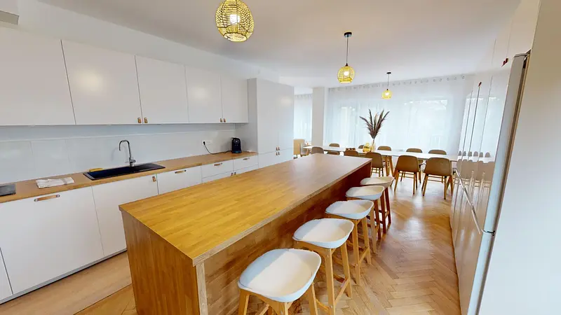 Photo du 77 Rue Jean Jaurès, 69500 Bron, France Bron