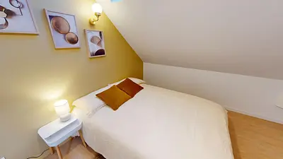 Photo du 77 Rue Jean Jaurès, 69500 Bron, France Bron