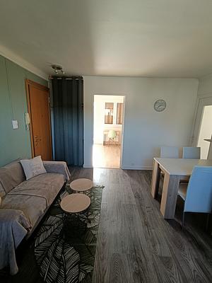 Photo du 61 avenue Jules Vallès, Allée A, 38400 Saint-Martin-d'Hères, France Saint-Martin-d'Hères