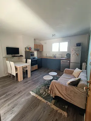 Photo du 61 avenue Jules Vallès, Allée A, 38400 Saint-Martin-d'Hères, France Saint-Martin-d'Hères