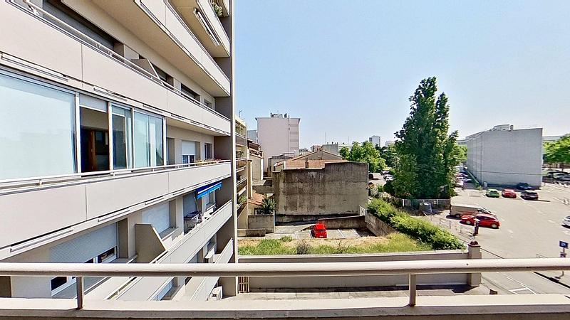Photo du 3 Place De La Dragonne, 26000 Valence, France Valence