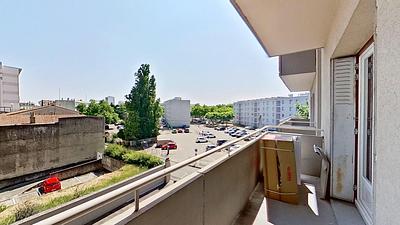 Photo du 3 Place De La Dragonne, 26000 Valence, France Valence