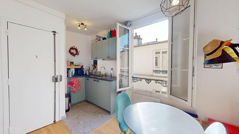 Photo du 74 Avenue De Clichy, 75017 Paris, France Paris