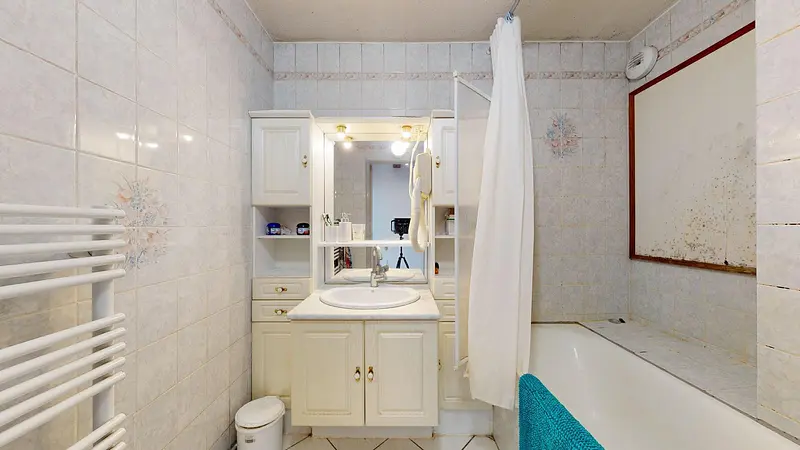 Photo du 60 Place Des Géants, 38100 Grenoble, France Grenoble