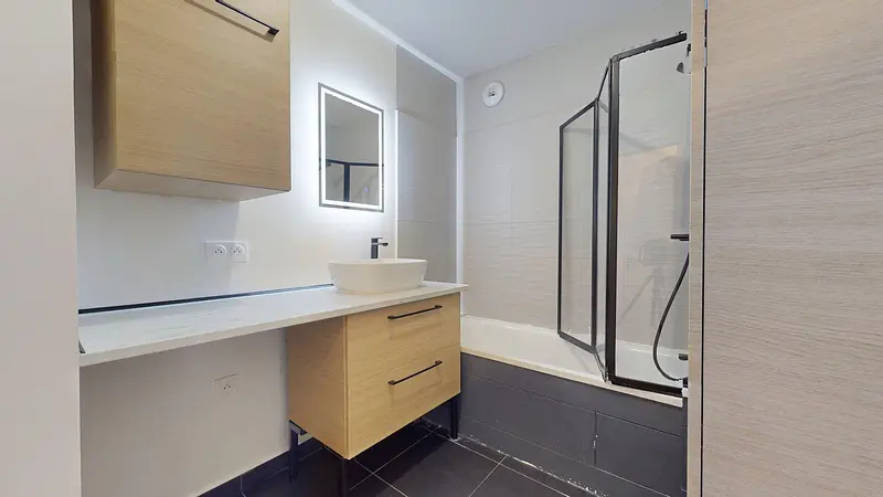 Photo du 9 Rue Marcel Dassault, 78210 Saint-Cyr-l'École, France Saint-Cyr-l'École