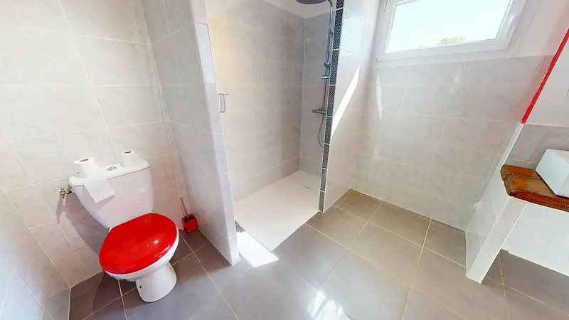 Photo du 84 Avenue De Verdun, 69540 Irigny, France Irigny