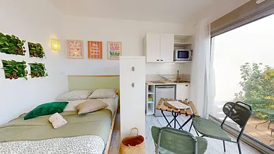 Photo du 38 Avenue François Mitterrand, 69500 Bron, France Bron