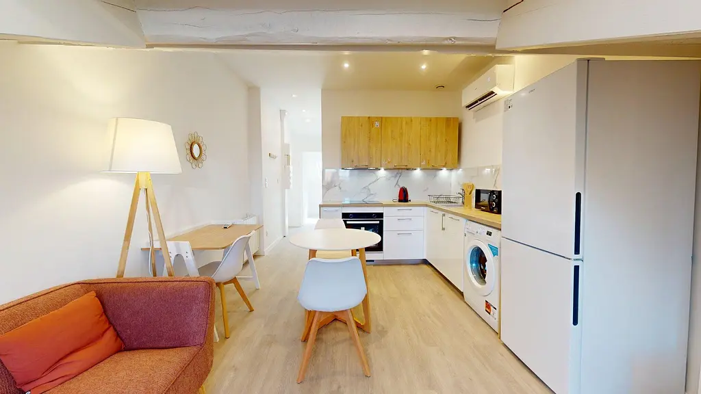 Photo du 83 Rue Alexandre Boutin, Gauche, 69100 Villeurbanne, France Villeurbanne