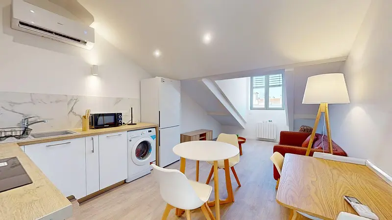 Photo du 83 Rue Alexandre Boutin, Gauche, 69100 Villeurbanne, France Villeurbanne