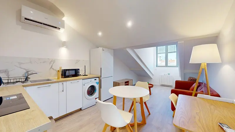 Photo du 83 Rue Alexandre Boutin, Gauche, 69100 Villeurbanne, France Villeurbanne