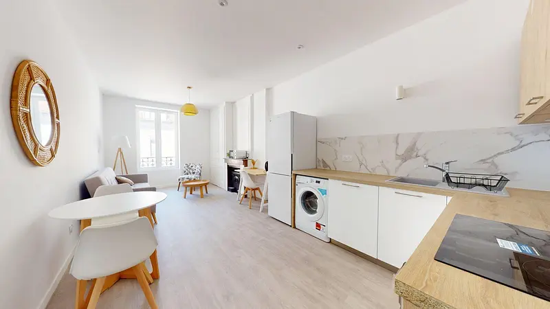 Photo du 83 Rue Alexandre Boutin, Droite, 69100 Villeurbanne, France Villeurbanne