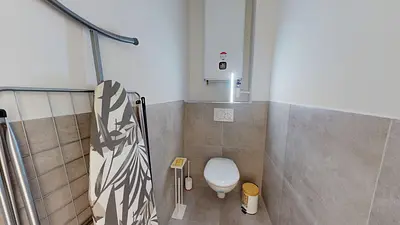 Photo du 83 Rue Alexandre Boutin, Droite, 69100 Villeurbanne, France Villeurbanne