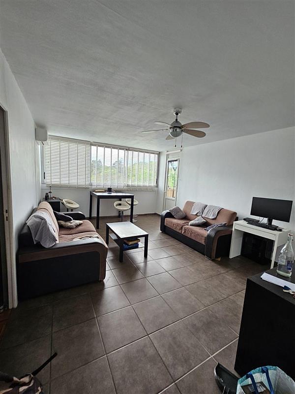 Photo du 2 Avenue Raymond De Veyssière, Residence du Parc, 69130 Écully, France Écully