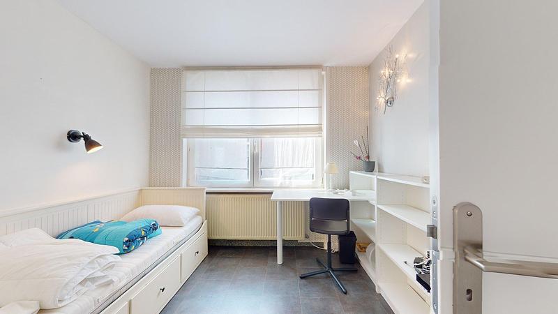 Photo du 116 Rue Jean-Jacques Rousseau, 59260 Lille, France Lille