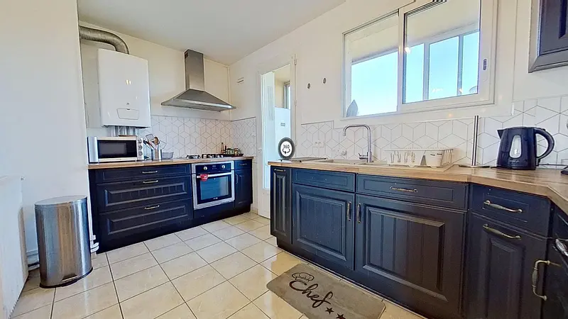 Photo du 1782 Avenue Georges Dayan, 30900 Nîmes, France Nîmes