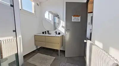 Photo du 1782 Avenue Georges Dayan, 30900 Nîmes, France Nîmes