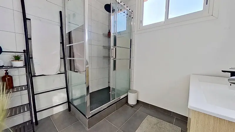 Photo du 1782 Avenue Georges Dayan, 30900 Nîmes, France Nîmes