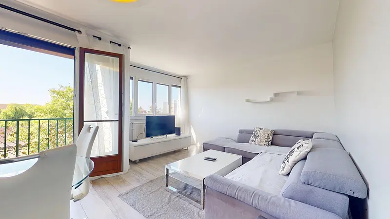 Photo du 97 Rue Du 11 Novembre, 93330 Neuilly-sur-Marne, France Neuilly-sur-Marne