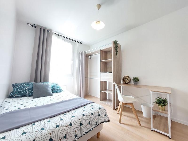 Photo du Rue Des Châteaux Saint-Sylvère, 95000 Cergy, France Cergy
