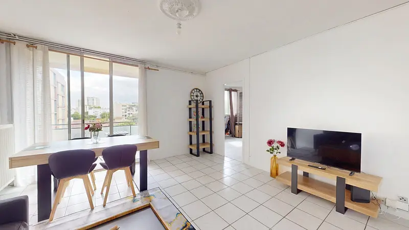 Photo du 5 Place De Milan, 31100 Toulouse, France Toulouse