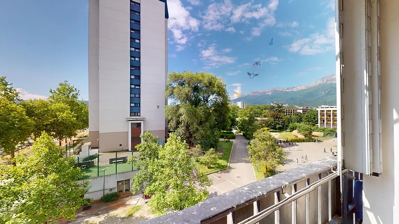 Photo du 28 Avenue Marie Reynoard, 38100 Grenoble, France Grenoble