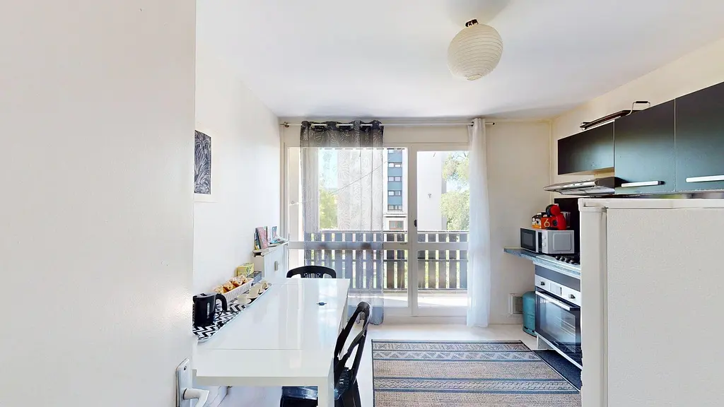 Photo du 28 Avenue Marie Reynoard, 38100 Grenoble, France Grenoble