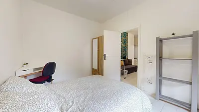 Photo du 17 Cours Monseigneur Roméro, 91000 Évry, France Évry