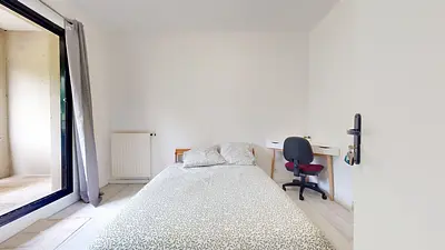 Photo du 17 Cours Monseigneur Roméro, 91000 Évry, France Évry