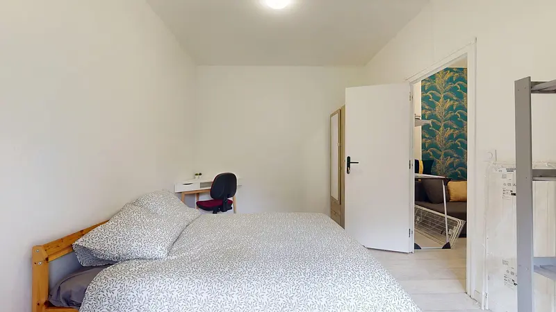 Photo du 17 Cours Monseigneur Roméro, 91000 Évry, France Evry