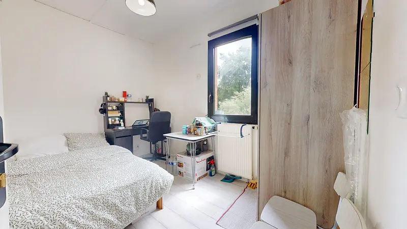 Photo du 17 Cours Monseigneur Roméro, 91000 Évry, France Evry