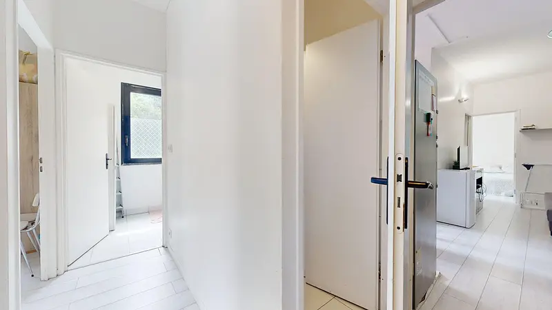 Photo du 17 Cours Monseigneur Roméro, 91000 Évry, France Évry