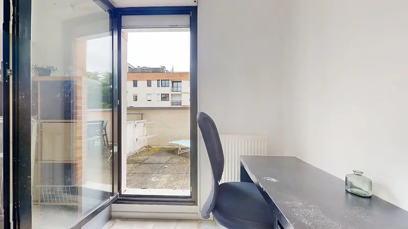 Photo du 17 Cours Monseigneur Roméro, 91000 Évry, France Evry