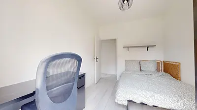 Photo du 17 Cours Monseigneur Roméro, 91000 Évry, France Evry