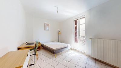 Photo du 8 Rue Saint-Cyr, 34500 Béziers, France Béziers