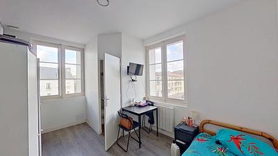 Photo du 10 Place Jean De Berry, 86000 Poitiers, France Poitiers