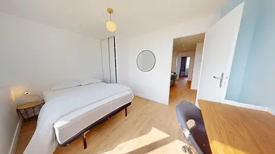 Photo du 24 Rue Édouard Branly, 69500 Bron, France Bron
