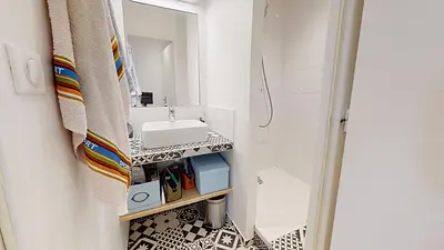 Photo du 77 Rue du 1er Mars 1943, 69100 Villeurbanne, France Villeurbanne