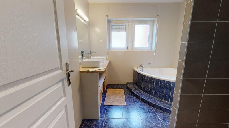 Photo du 27 Rue Ferrer, 69600 Oullins-Pierre-Bénite, France Oullins-Pierre-Bénite