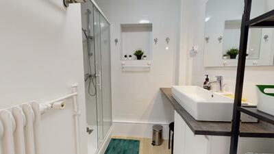 Photo du 52 bis rue de la Filature, Droite, 69100 Villeurbanne, France Villeurbanne