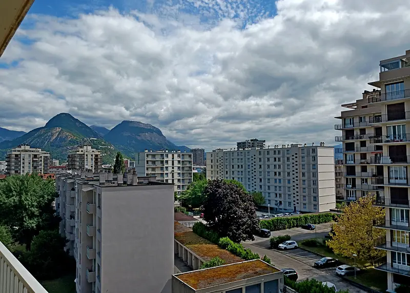 Photo du 7 Rue Du Docteur Schweitzer, 38100 Grenoble, France Grenoble