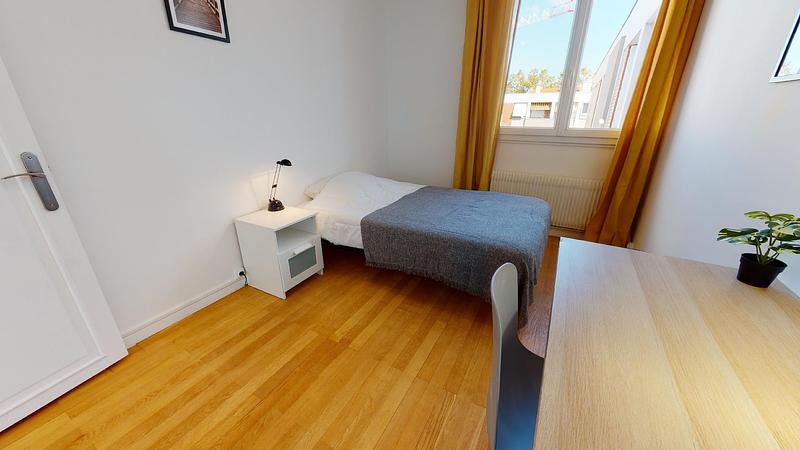 Photo du 52 bis rue de la Filature, Droite, 69100 Villeurbanne, France Villeurbanne